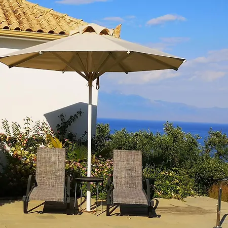 The Iconpainter Kalamaki