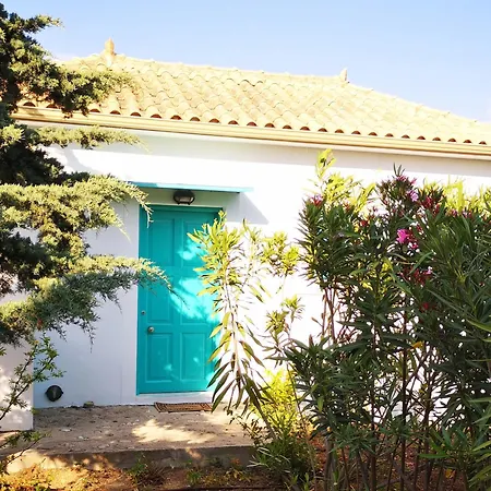 Apartment The Iconpainter Kalamaki