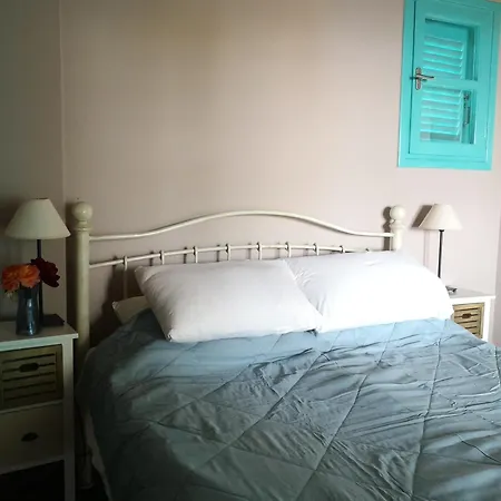 The Iconpainter Kalamaki *