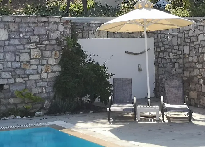 The Iconpainter Kalamaki شقة Kómboi